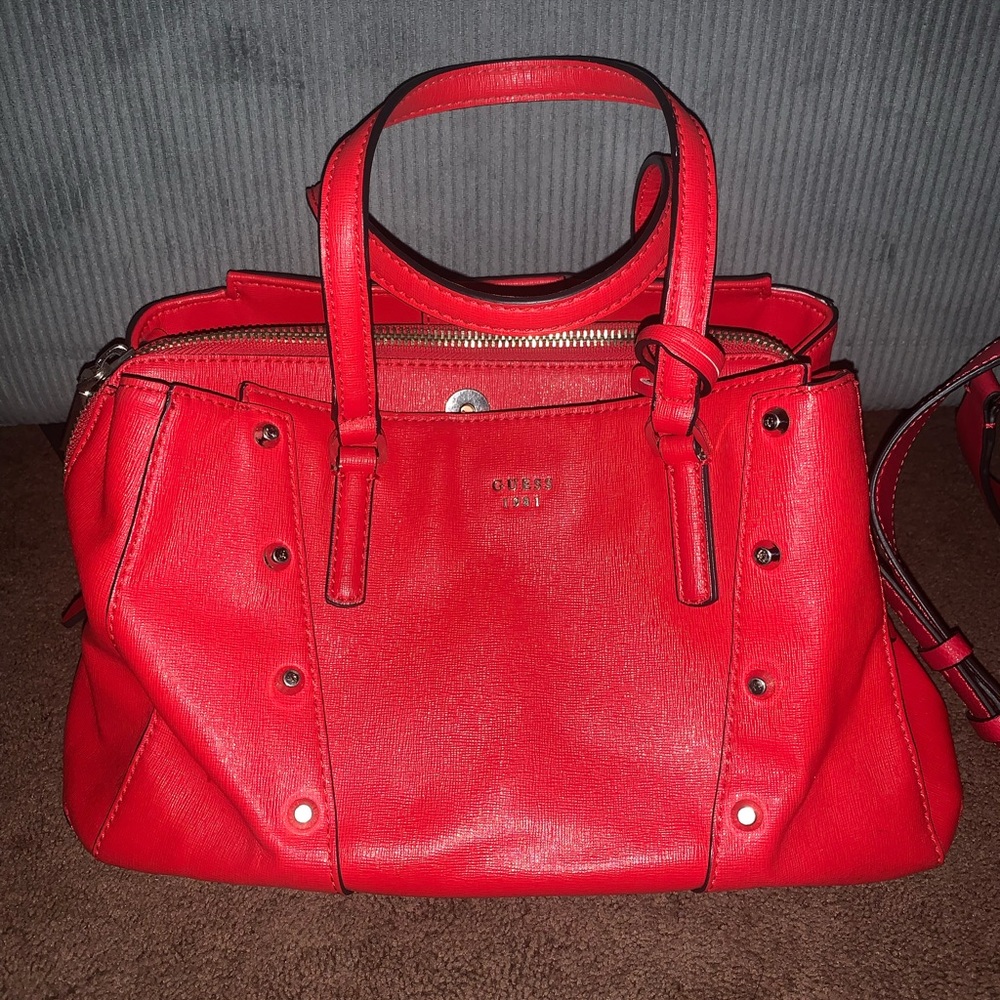 Guess purse